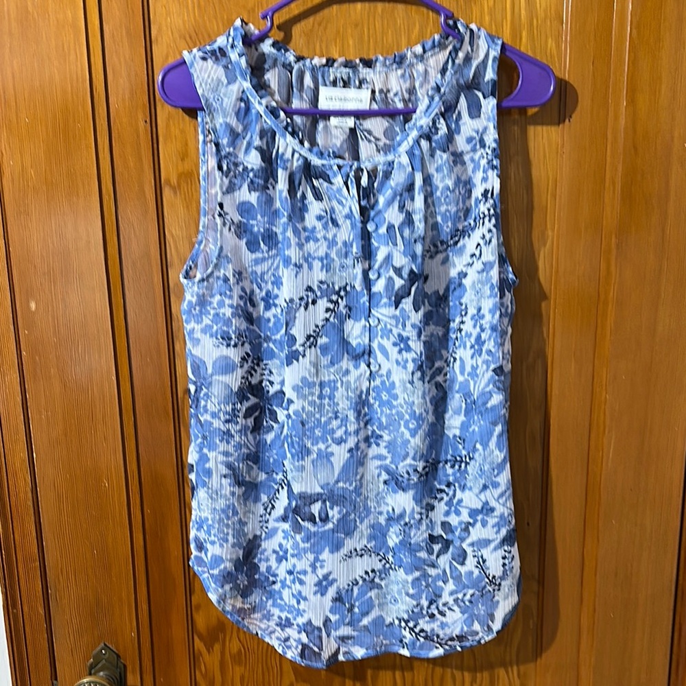 Liz Claiborne Blue and White Sleeveless Pleated Blouse Sz medium-sized